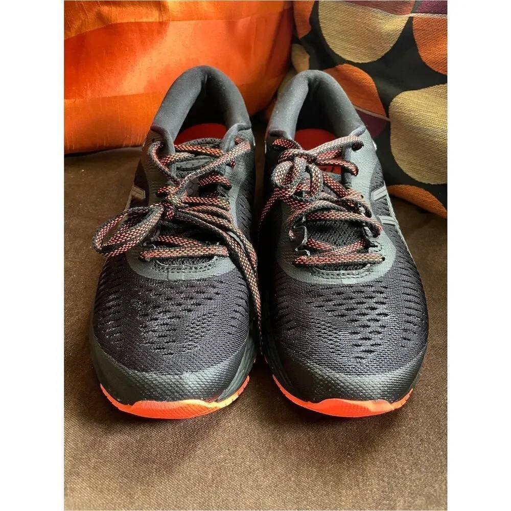 like new ASICS gel Kayano 25 Black Running Shoes Orange Accents womens 7.5 med